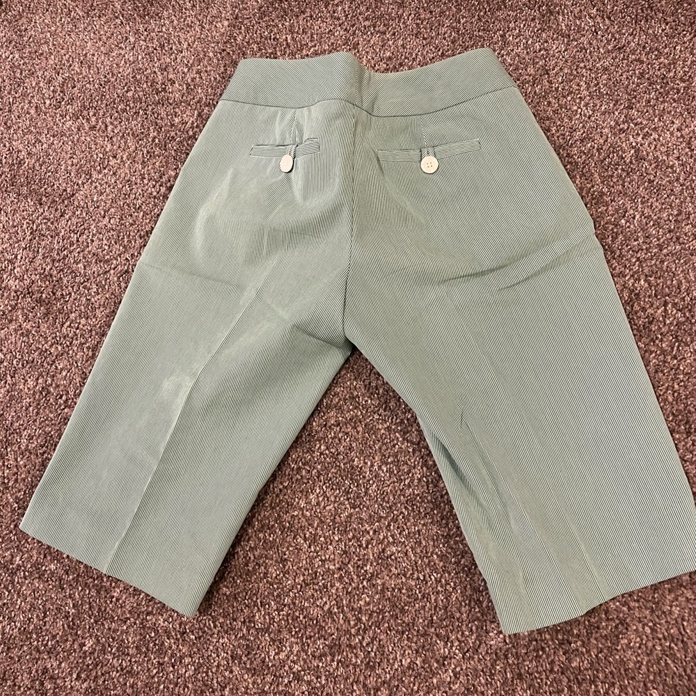 Limited Bermuda shorts size 2- green strip